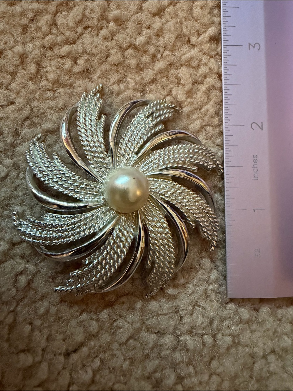 Vintage Sarah Coventry Silver Tone Pinwheel Flower Brooch Faux Pearl Signed